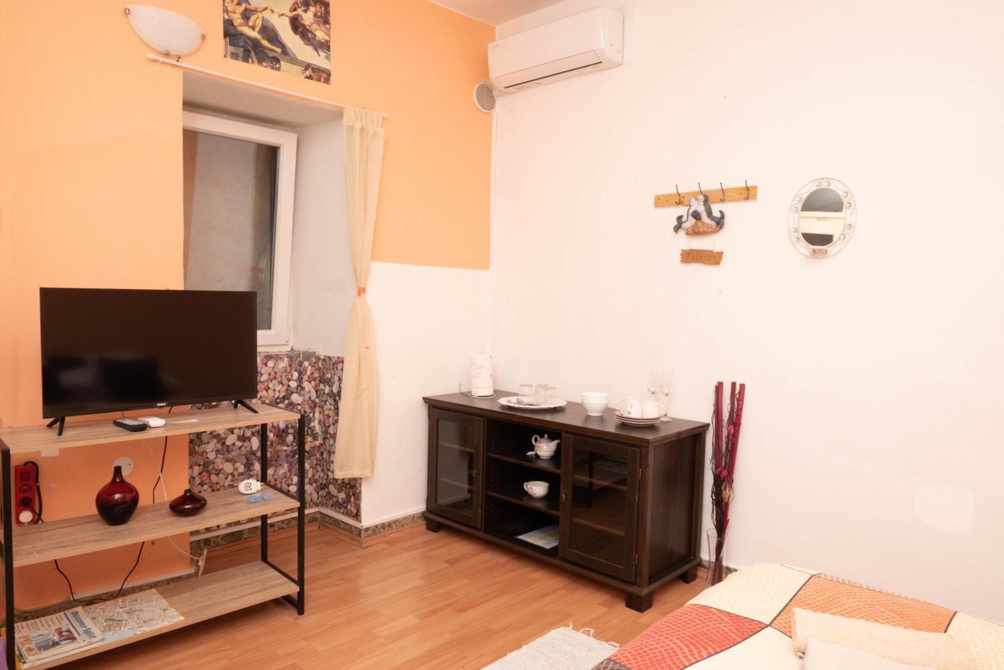 Guest House Ivona สปลิท ภายนอก รูปภาพ